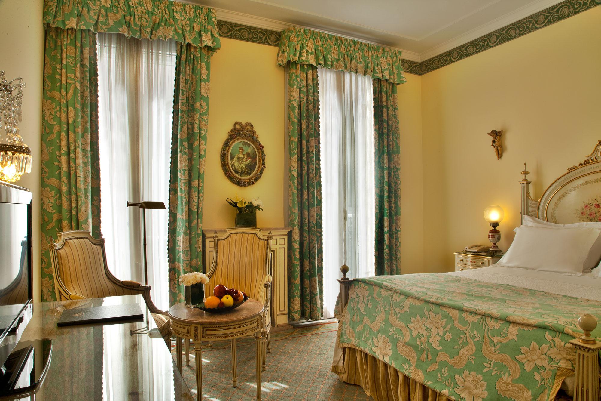 โรงแรมอเวนิดา พาเลซ ลิสบอน ภายนอก รูปภาพ A room at the hotel