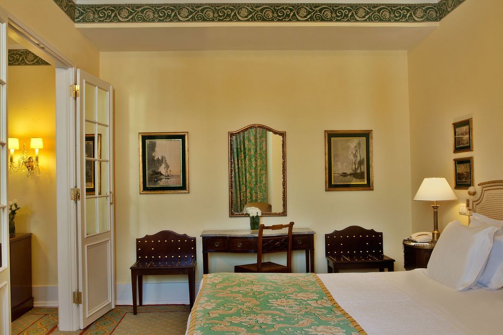 โรงแรมอเวนิดา พาเลซ ลิสบอน ภายนอก รูปภาพ A room at the hotel