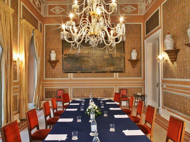 โรงแรมอเวนิดา พาเลซ ลิสบอน ภายนอก รูปภาพ The meeting room
