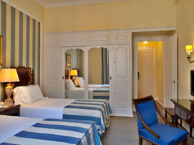 โรงแรมอเวนิดา พาเลซ ลิสบอน ภายนอก รูปภาพ A room at the hotel