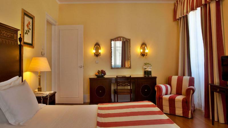 โรงแรมอเวนิดา พาเลซ ลิสบอน ภายนอก รูปภาพ A room at the hotel